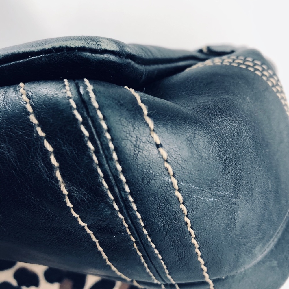 ‼️SOLD‼️ 90’s COACH PURSE IN EXCELLENT CONDITION - Picture 6 of 16